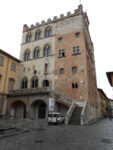 Palazzo Pretorio Prato Prato si affaccia sul 2013. Dopo quindici anni di restauro riapre il Museo di Palazzo Pretorio, con due grandi mostre a marzo e settembre: qui le prime foto…