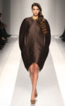 alta roma 2013 Sarli Couture tr Report dalle passerelle di Altaroma. Quattro firme, per un approccio eclettico che mescola arte, moda e artigianato. Abiti come sculture, dipinti o vasi di terracotta