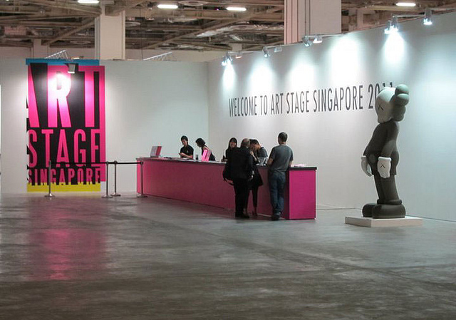 Un piede a Bologna, uno in Asia: nel weekend di Artefiera, c’è anche Art Stage Singapore. Con tre gallerie italiane, fra cui Continua e Marella che raddoppiano