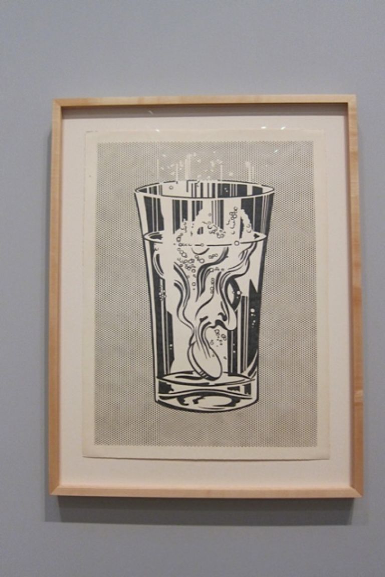 Alka Seltzer 1966 Graphite pochoir and lithographic rubbing crayonon paper The Art Institute of Chicago La più grande mostra di sempre. La Tate Modern ruba agli Usa la glorificazione di Roy Lichtenstein, noi in anteprima vi regaliamo foto e video…