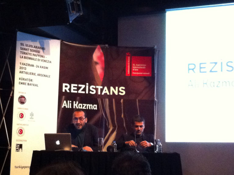 Emre Baykal e Ali Kazma La “Resistenza” di Ali Kazma, fra corpo umano e controllo sociale. Presentato a Istanbul l’ampio e strutturato progetto turco per la Biennale di Venezia: ecco immagini e video