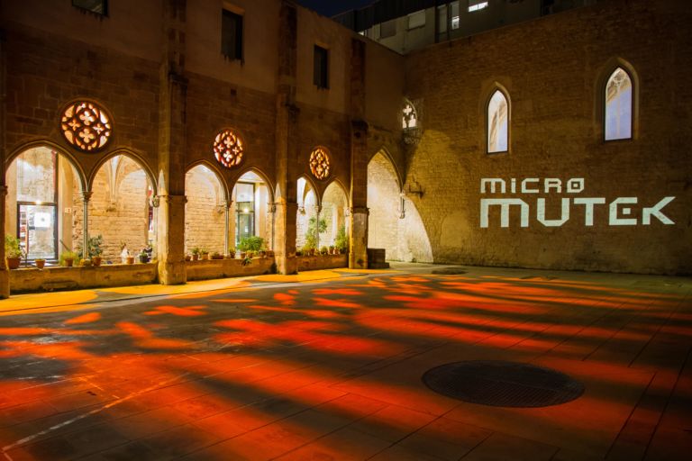 MUTEK Chiostro del Convento di Sant Augustì Photo Nicolas Lafamour Janot Barcellona, unica tappa europea del Mutek Festival