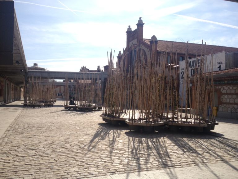 Matadero Madrid 4 Madrid Updates: Arganzuela art district. Ormai il Matadero diventa tappa fissa degli artlovers. Continua alla grande il processo di recupero culturale di questo spazio ex industriale