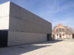 Matadero Madrid 6 Madrid Updates: Arganzuela art district. Ormai il Matadero diventa tappa fissa degli artlovers. Continua alla grande il processo di recupero culturale di questo spazio ex industriale