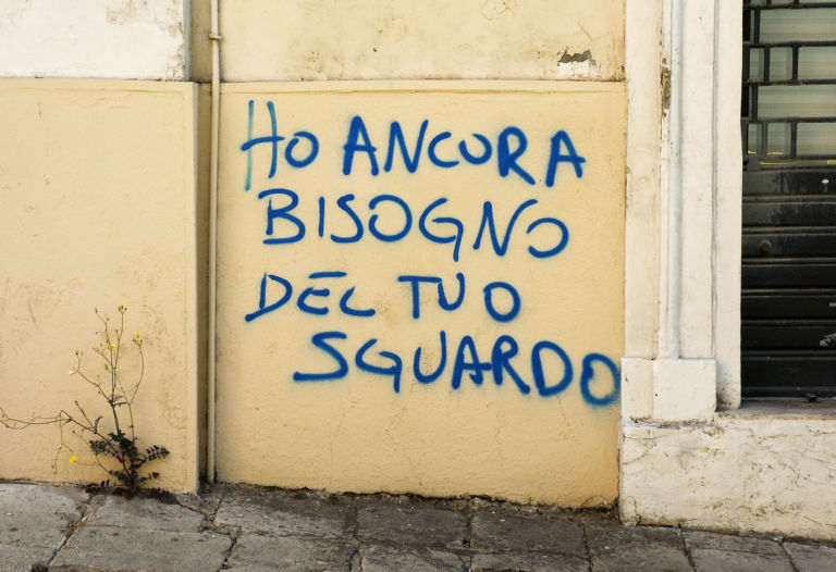 Rosario Antoci ho ancora bisogno del tuo sguardo 2007 12 Si chiama Clou ed è una nuova galleria siciliana. Nel cuore del barocco ragusano, uno spazio che guarda al contemporaneo. Mostre, ma non solo. Al via un ciclo di talk sull'editoria di settore