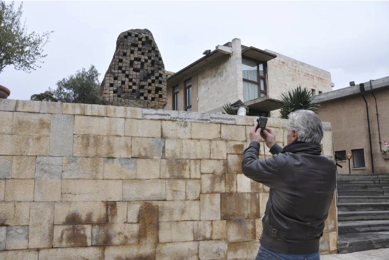 Cagliari omaggia Giovanni Lilliu. L’Università intitola all’archeologo la Cittadella dei Musei, e lo scultore Pinuccio Sciola gli dedica una “pietra sonora”