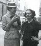 1956 milano Biki con la Callas Storie di donne, vincenti e talentuose. Alla Gnam di Roma "Arte: sostantivo femminile" assegna otto riconoscimenti, da Laura Biagiotti a Beatrice Bulgari. Rispolverando biografie del passato...