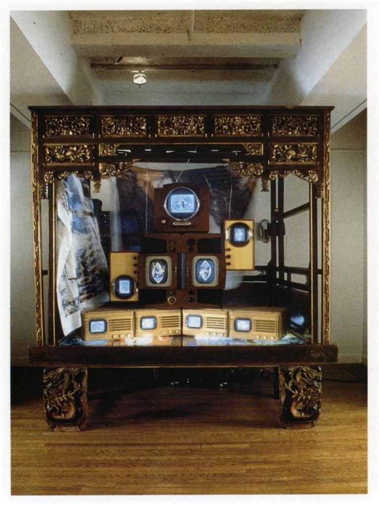 8. Nam June Paik Young Buddha on Duratrans Bed 1989 1992 coll. privata L’Italia e Paik: cronaca di un amore