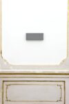 AC 2008 horizontal 135x36cm copia “Come quando si pittura una porta”. Alan Charlton a Napoli