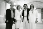 Claude e Micheline Renard con Antoni e Teresa Tàpies nel 1986 Photo André MorainParis Dalla Francia a Basilea il passo è breve: la collezione Renard trova casa alla Fondazione Beyeler. Una trentina le opere dello storico dirigente Renault ereditate dal museo, che per la prima volta diventa beneficiario di un lascito