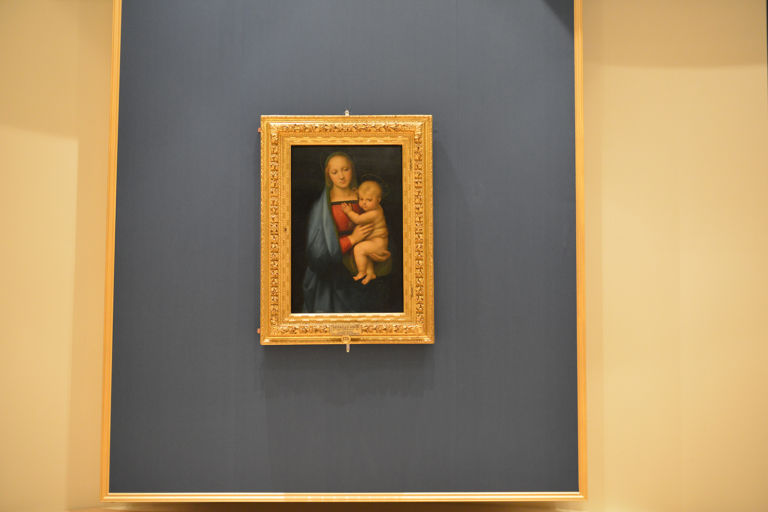 La Madonna del Granduca al National Museum di Western ArtTokyo Raffaello-san. Dopo cinque anni di gestazione, si apre al National Museum di Western Art di Tokyo la grande mostra dell’urbinate: nella gallery foto di opere e allestimenti