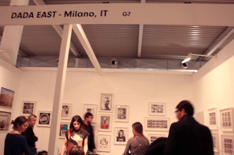 Maurizio Galimberti all’Affordable Art Fair 2013 Milano 6 Milano Updates: con la mia foto feci piangere Robert De Niro. All'Affordable Art Fair un caffè collettivo con Maurizio Galimberti, che racconta la sua vita e le sue Polaroid