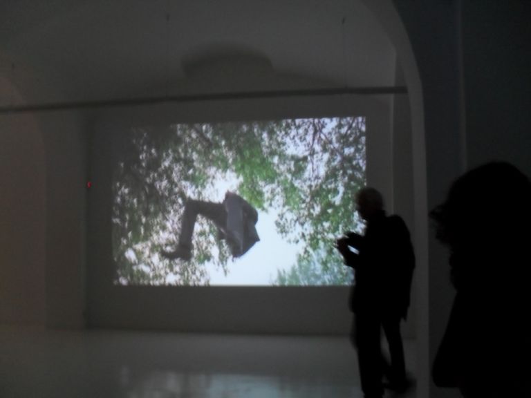 Michael Fliri Veduta mostra presso Videoinsight Torino 20131 Le microstorie di Michael Fliri