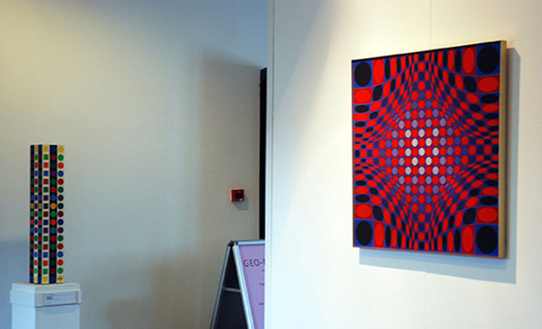 NEO GEO POST Victor Vasarely veduta della mostra presso il Vasarely Múzeum Budapest 20131 Parallelismi nell’arte cinetica dell’Europa centrale