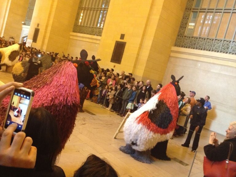 Nick Cave I Heard New York Grand Central Station New York 4 A cavallo, alla Grand Central Station. New York impazzita per la performance di Nick Cave: Artribune c’è andata, ed è tornata con video e tante immagini…