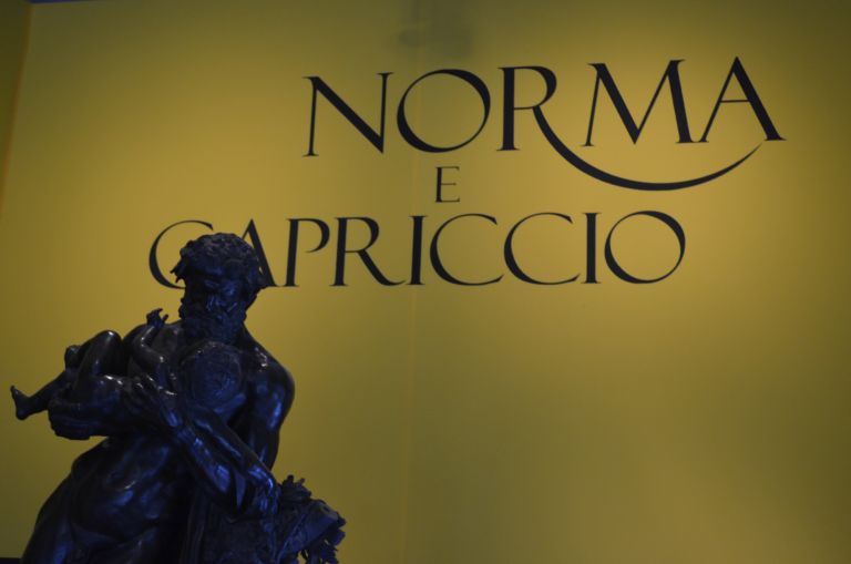 Norma e Capriccio Spagnoli in Italia agli esordi della maniera moderna Uffizi Firenze 3 Norma e Capriccio. Agli Uffizi i taccuini di viaggio degli artisti spagnoli giunti in Italia nel Cinquecento: fotogallery dalla preview fiorentina