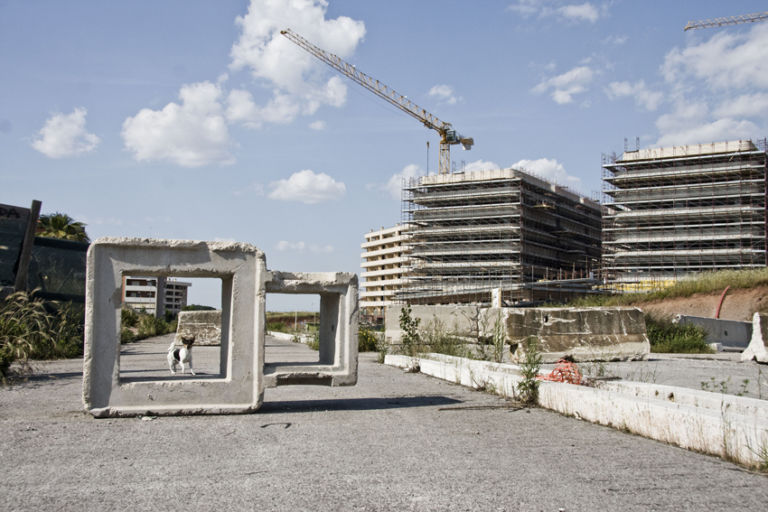 261 La città messa a nudo. Al via Naked City Project, progetto-network per un ritratto corale di Roma. Ecco un'anteprima dell'archivio fotografico, che racconta il volto contemporaneo dell'Urbe