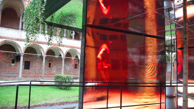 Capture d’écran 2013 04 11 à 23.27.54 Salone Updates: le architetture ibride di Interni all’Università degli Studi di Milano. E nella House of Senses di Christophe Pillet c’è anche Studio Azzurro