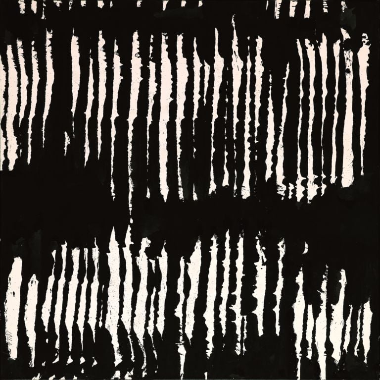 Encre sur papier 76x75 cm 2003 Photo Georges Poncet Soulages a Villa Medici: la pittura. Anzi, la peinture