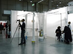 Milano Updates: va alla milanese Galleria Fluxia il Premio Emergent, assegnato a Miart 2013. “Cattura l’attenzione del pubblico senza cercare lo spettacolo”