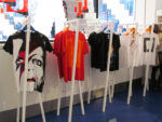 IMG 0397 David Bowie addicted? Arriva a Londra il concept store per i fan sfegatati. Gadget, memorabilia, riviste, trucchi, costumi: una collaborazione tra Selfridges e il V&A