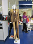 IMG 0420 David Bowie addicted? Arriva a Londra il concept store per i fan sfegatati. Gadget, memorabilia, riviste, trucchi, costumi: una collaborazione tra Selfridges e il V&A