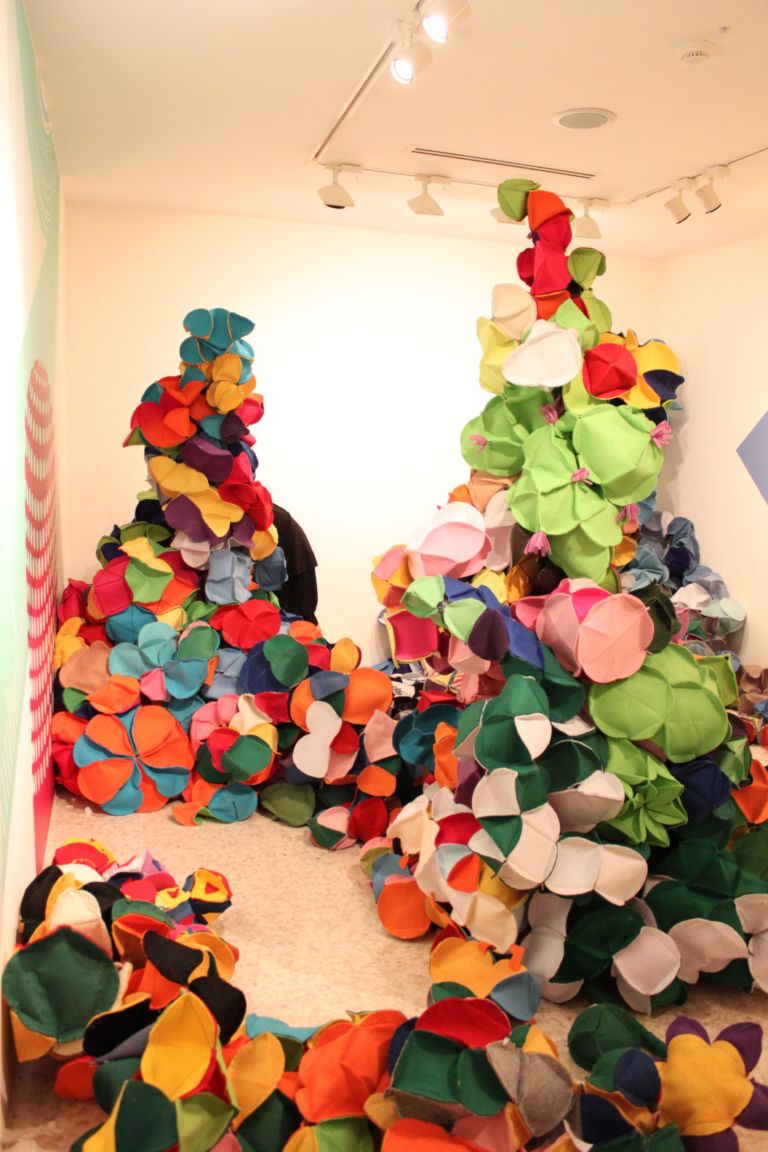 Kids Creative Lab 2013 – Collezione Peggy Guggenheim Venezia 1 Installazione collettiva con 160mila autori. Alla Collezione Peggy Guggenheim di Venezia il progetto Kids Creative Lab: ecco tutte le immagini