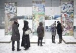 Pezzi del Muro di Berlino in Albania Art Digest: Louvre e Tokyo, il top del 2012. E se la Bosnia si ritrovasse senza musei? Fura dels Baus, una furia contro la Chiesa