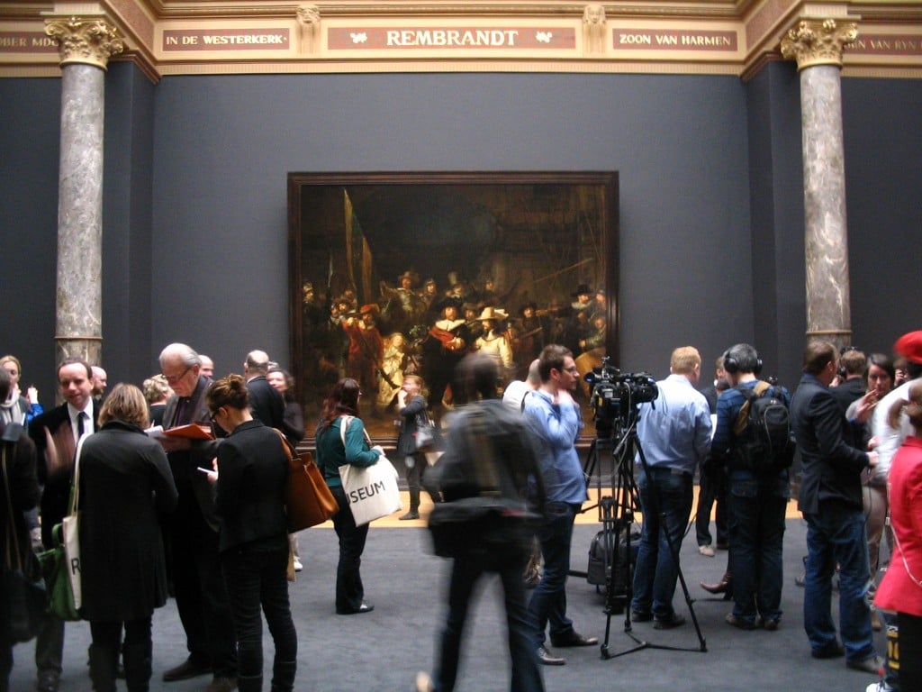 Rijksmuseum, Amsterdam - La Ronda di notte presa d'assalto dai fotografi