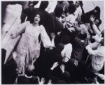Shirin Neshat Possessed 2001 video still video 13 courtesy of Fondazione Sandretto Re Rebaudengo Torino Viaggio in Europa, tappa seconda. Dopo Londra, la Fondazione Sandretto vola in Polonia. Al CoCA di Toruń una mostra che parte da Goya, per rileggere un segmento di collezione