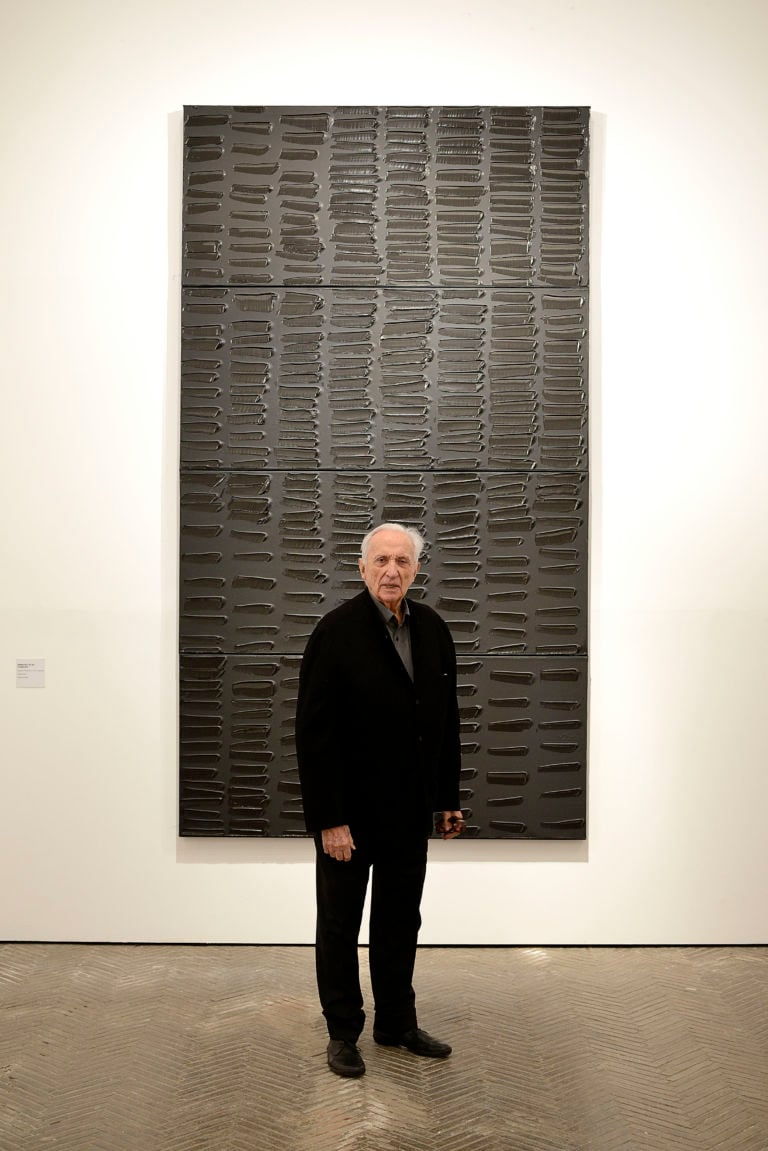 Soulages PR 004 foto di Roberto Apa Soulages a Villa Medici: la pittura. Anzi, la peinture