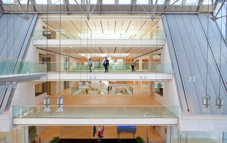 Trento MUSE 2 Meno cento: tanti sono i giorni che mancano all’inaugurazione del MUSE, il nuovo Museo delle Scienze che Renzo Piano ha disegnato per la città di Trento. La presentazione degli spazi alla Triennale di Milano
