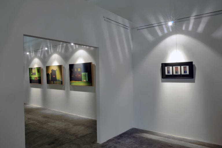 εκλεκτικός Eklekticos Bag – Photo Art Gallery Pesaro 5 Apre a Pesaro io nuovo spazio Bag – Photo Art Gallery: il racconto della mostra di debutto in tante immagini dall’opening. Fra fotografia e architettura…