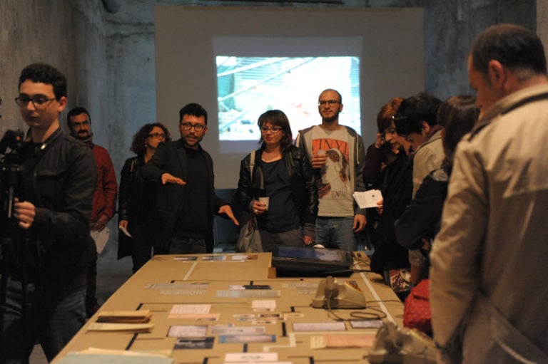 3. Opening Fare Ala From archive to action Presentazione del progetto foto Irene Catania courtesy Parking 95 Dall’Archivio all’Azione. Vecchie storie di operai in Sicilia