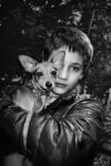 Anders Petersen copertina Idea Finesettimana. A Reggio Emilia c'è il festival Fotografia Europea: tre giorni di mostre, eventi, incontri. Mentre la Collezione Maramotti fa tris, con Andy Cross, Laure Prouvost e Jason Dodge