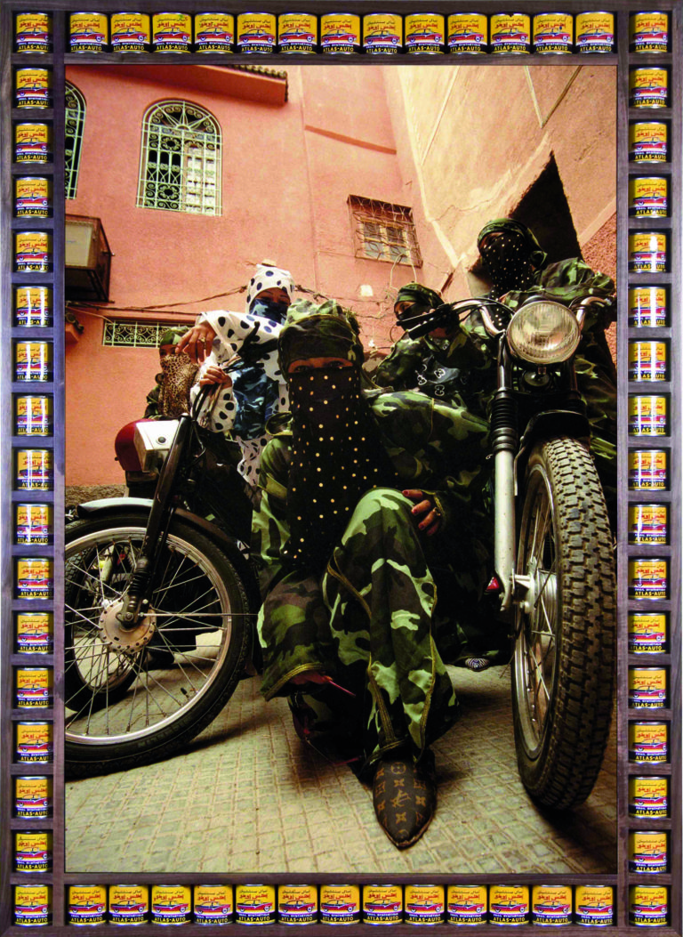 HH Marrakesh 93x129cm 2000 Imitare per distinguersi. Le originali copie di Hassan Hajjaj