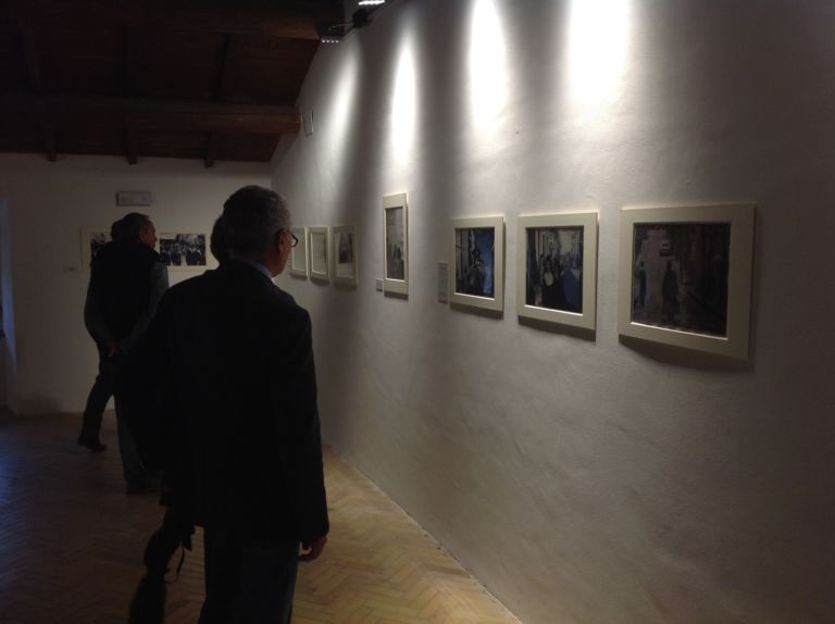 Civitella del Tronto Visione Mario Dondero Torna l'estate dell'arte in Abruzzo. Doppio appuntamento espositivo a Civitella del Tronto: prime immagini dalle mostre nella splendida location della Fortezza Borbonica