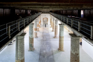 Ci vuole coraggio. La Biennale secondo Vincenzo De Bellis