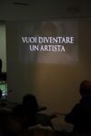 IMG 1674 533x800 Veste i panni del mattatore Francesco Bonami, che al PAC di Milano presenta insieme a Pif il suo ultimo libro. E demolisce la seriosità del contemporaneo: tra una bordata a Tino Sehgal e un’imitazione di Philippe Daverio