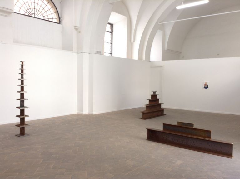 Il nuovo spazio di Lorcan O’Neill su Vicolo dei Catinari 3 Cresce a Roma la Galleria Lorcan O’Neill. La personale di Martin Creed segna la (pre)apertura del nuovo spazio a Piazza Cairoli, già utilizzato per le mostre dell’IILA