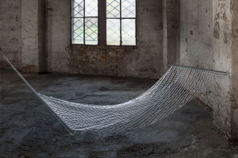 Loris Cecchini Del riposo incoerente 2013 Glass steel wire 340x100 cm Venezia, il vetro e la Biennale