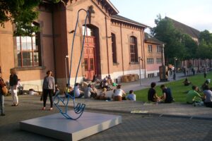 Basel Updates: performance, installazioni site specific, proiezioni e musica. Fotoreport dai “Parcours” di Art Basel 2013 a Klingental