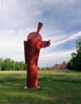 Miquel Navarro Testa pensante 2000 Scultura internazionale a Racconigi. Artisti da Italia, Spagna e Germania nel parco più bello dello Stivale, per una Biennale che coniuga arte e natura