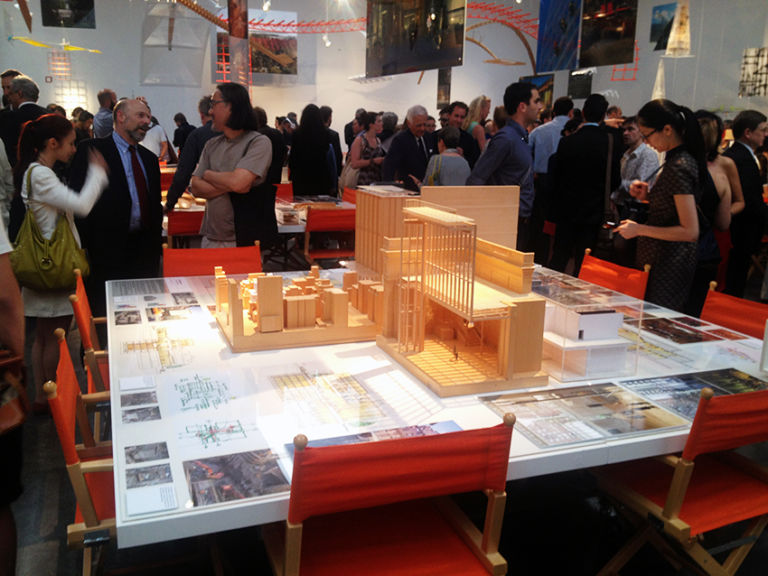 Renzo Piano Building Workshop Fragments veduta della mostra presso Gagosian Gallery New York 20133 L'archistar nel "tempio" dell'arte. Renzo Piano in mostra alla Gagosian Gallery di New York, ecco chiccera all'opening