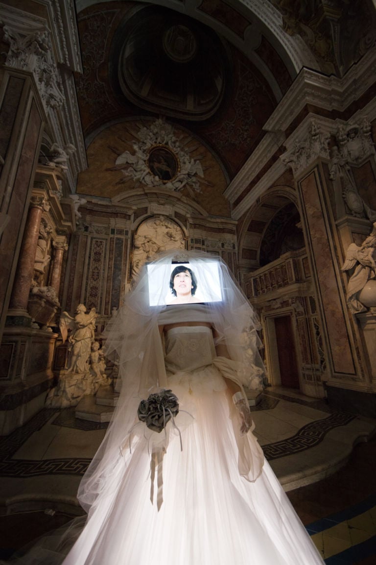 Roxy in the Box La sposa madre Cappella Sansevero Napoli 2 Il Cristo velato e La sposa madre. A Napoli la Cappella Sansevero si apre per la prima volta all’arte contemporanea: ecco le immagini dell’installazione video-luminosa di Roxy in the Box