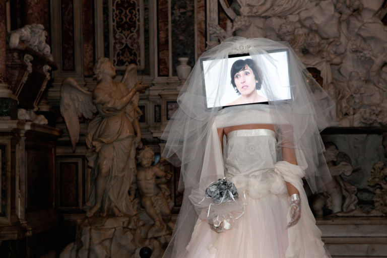 Roxy in the Box La sposa madre Cappella Sansevero Napoli 4 Il Cristo velato e La sposa madre. A Napoli la Cappella Sansevero si apre per la prima volta all’arte contemporanea: ecco le immagini dell’installazione video-luminosa di Roxy in the Box