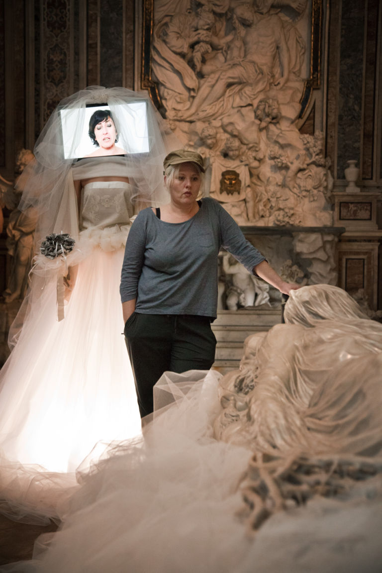 Roxy in the Box La sposa madre Cappella Sansevero Napoli 5 Il Cristo velato e La sposa madre. A Napoli la Cappella Sansevero si apre per la prima volta all’arte contemporanea: ecco le immagini dell’installazione video-luminosa di Roxy in the Box