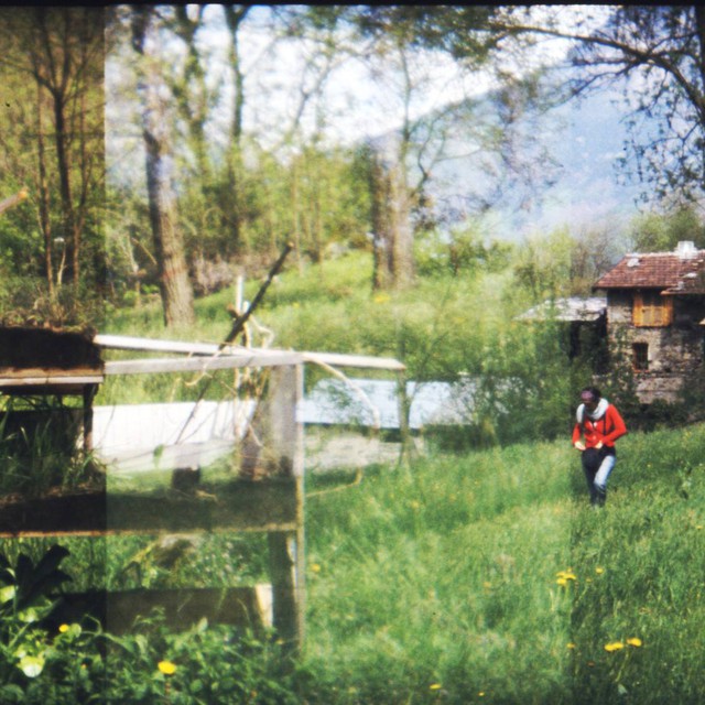 Case Sparse, dalla residenza al non profit, day by day. Sei artisti a Malonno, in mezzo alla natura, inviano tracce del loro work in progress, a Milano. Un progetto triannale, per la valorizzazione del terrritorio alpino