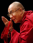 Dalai Lama Un Mandala per il Dalai Lama, a Venezia. Performance collettiva al Padiglione Tibet