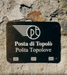 Stazione di Topolò Postaja Topolove 2013 3 Una Sala d’aspetto per scrittori e registi in transito. Da trovare a Topolò, borgo friulano di trenta abitanti che d’estate si anima col festival più bizzarro che ci sia: scoprite perché…